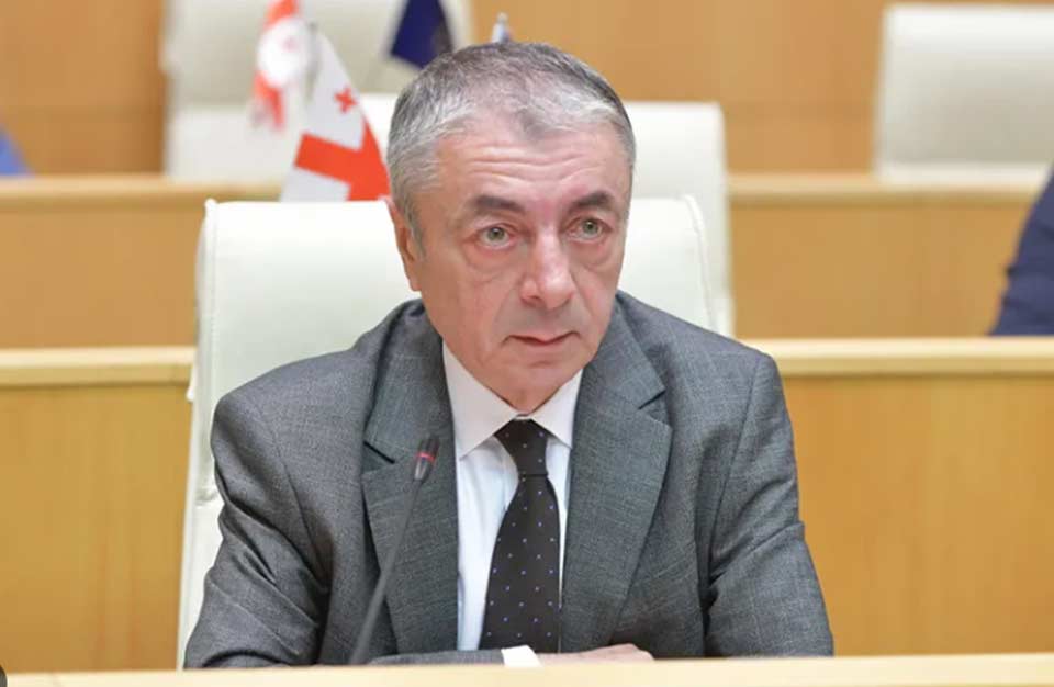 თენგიზ შარმანაშვილი: არცერთ ხელისუფლებას არ უზრუნია, რომ აბასთუმანში ინფრასტრუქტურა გაეუმჯობესებინა. ვინ უშლიდათ?! ბიძინა ივანიშვილმა გააკეთა ეს ყველაფერი - დანგრეული და განადგურებული ინფრასტრუქტურის გაკეთება დაიწყო თავიდან თავისი ინვესტიციებით