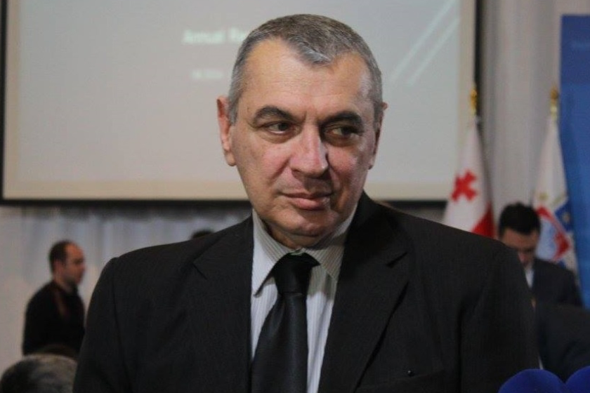 დავით ზურაბიშვილი: არაფორმალურ დონეზე ჩერგოლეიშვილის ძალაუფლება იყო გაცილებით მეტი, ვიდრე მინისტრთა კაბინეტის აბსოლუტური უმრავლესობის. ხანდახან თვითონაც წამოსცდება ხოლმე უნებურად, იტყვის: „შევედი მიშასთან და ვუთხარი“ ან „გიგის დავურეკე და გამოვართვი ავტობუსები“. ახლა აბოლებს ახალგაზრდებს, თითქოს ერთი ფრილანსერი იდეალისტი იყო წარსულში