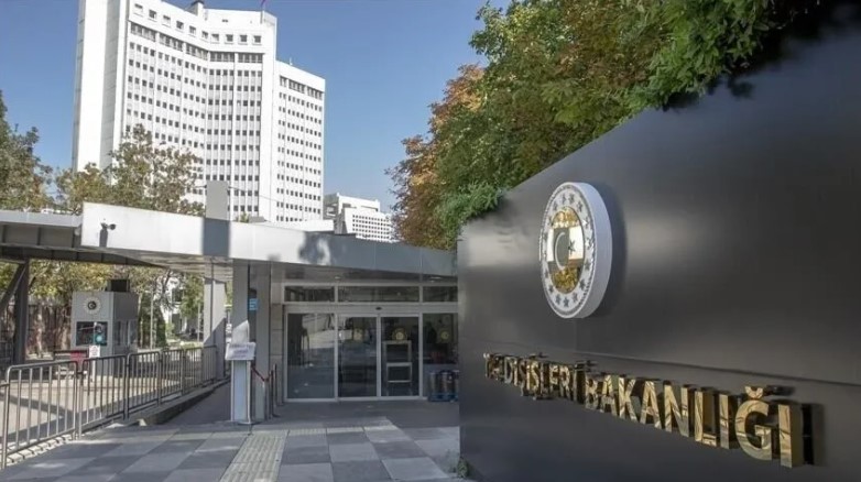 თურქული მედია: შავ ზღვაში გემებზე თავდასხმების გამო უკრაინის ელჩი თურქეთის საგარეო საქმეთა სამინისტროში დაიბარეს