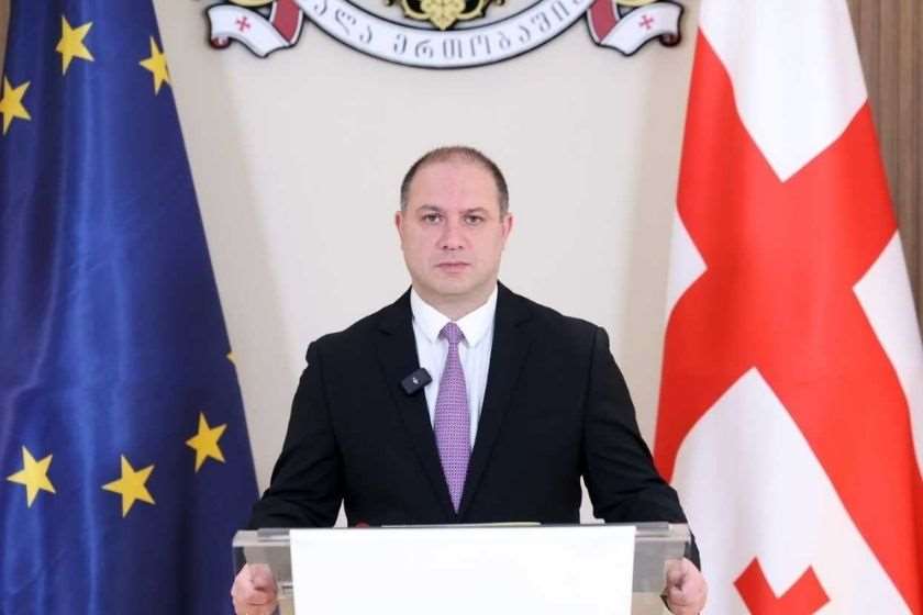 გივი მიქანაძე: პრემიერ-მინისტრ ირაკლი კობახიძის ინიციატივით, 1795 აბიტურიენტს, რომლებმაც ერთიან ეროვნულ გამოცდებზე განსაზღვრული მინიმალური კომპეტენციის ზღვარი გადალახეს, ე.წ. მეორადი ჩარიცვის შესაძლებლობას ვაძლევთ