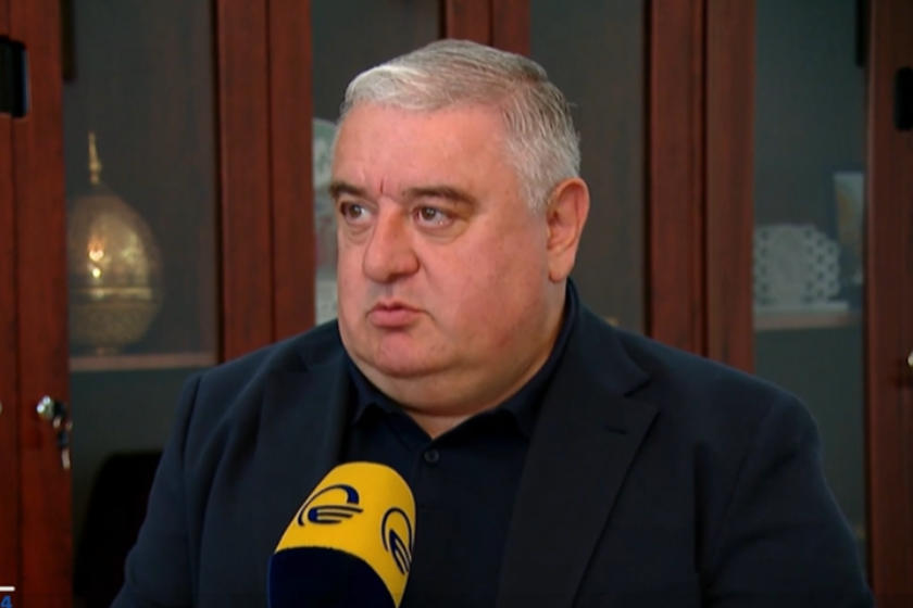 ჯაბა სამუშია: თბილისის სახელმწიფო უნივერსიტეტშიც არის გარკვეულ მიმართულებებზე ადგილები. შესაბამისად, ჩვენს აბიტურიენტებს შეეძლებათ სწავლა გააგრძელონ თბილისის სახელმწიფო უნივერსიტეტში