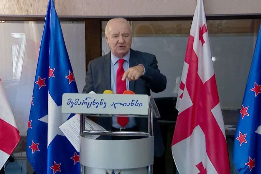 სოსო შატბერაშვილი: მოვითხოვთ ხელისუფლებისგან, ჩატარდეს რეფერენდუმი საქართველოს ევროკავშირში გაწევრიანების მიზანშეწონილობის შესახებ, დარწმუნებული ვართ, ისლანდიელების მსგავსად, ქართველი ხალხიც უარს განაცხადებს ამ კავშირში ყოფნაზე