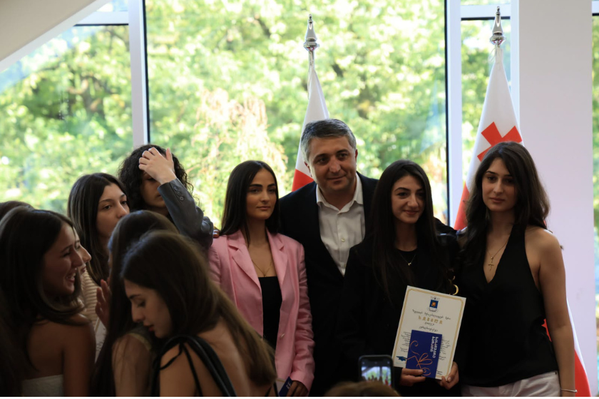 ზუგდიდს 158 ოქროს და 21 ვერცხლის მედალოსანი ჰყავს | 2025-2026 სასწავლო წელი