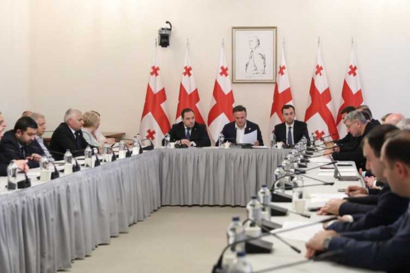 კომიტეტების ერთობლივ სხდომაზე 2026 წლის სახელმწიფო ბიუჯეტის შესრულების 6 თვის ანგარიში ცნობად მიიღეს