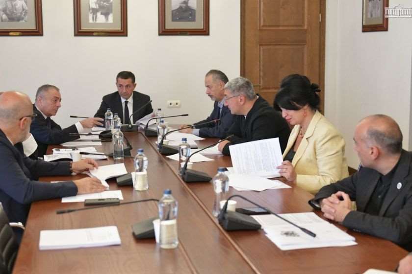 თავდაცვისა და უსაფრთხოების კომიტეტმა სახელმწიფო ბიუჯეტის შესრულების 6 თვის ანგარიში ცნობად მიიღო