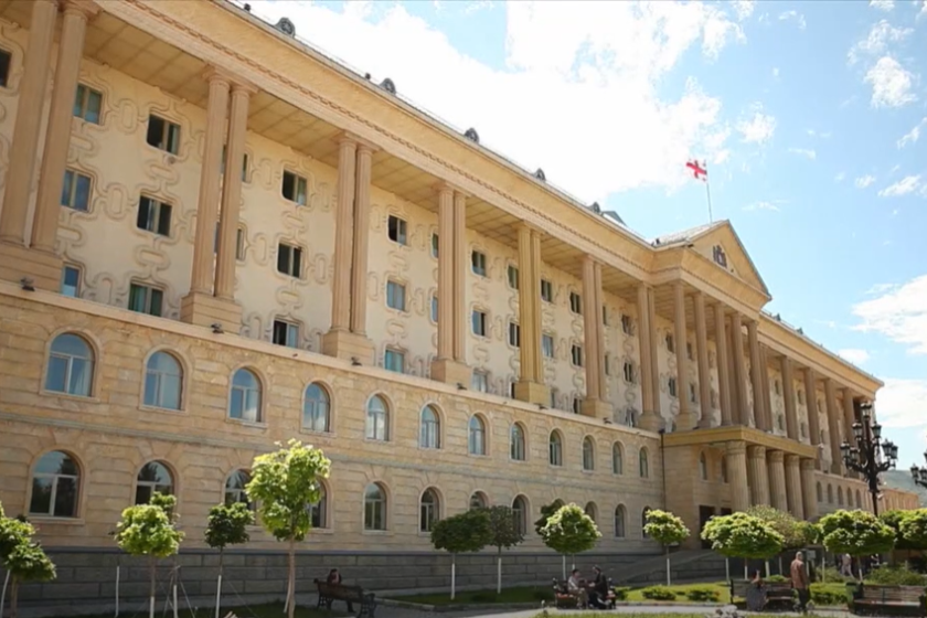 სიტყვიერი შეურაცხყოფის ფაქტებზე თბილისის საქალაქო სასამართლოში პროცესები მიმდინარეობს