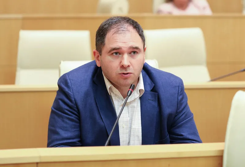 ნიკოლოზ სამხარაძე – არ არის სწორი ის სტრატეგია და ტაქტიკა, რომელსაც ირაკლი ღარიბაშვილი მიჰყვება, რასაც აკეთებს, შესაძლოა, მისთვის კონტრპროდუქტიული იყოს