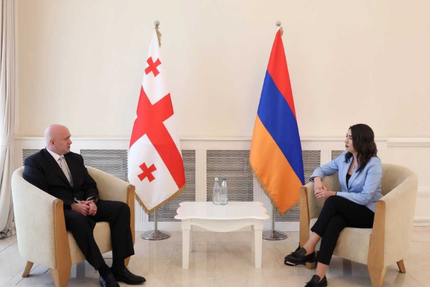 სომხეთის რესპუბლიკის შინაგან საქმეთა მინისტრი საქართველოში ოფიციალური ვიზიტით იმყოფება