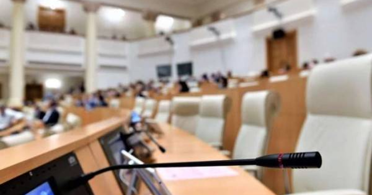 საკანონმდებლო ინიციატივის მიხედვით, დამსაქმებლებს, რომლებიც საპენსიო ფონდში გადაუხდელ შენატანებსა და საურავებს წლის ბოლომდე დაფარავენ, დაკისრებული ჯარიმა ჩამოეწერებათ
