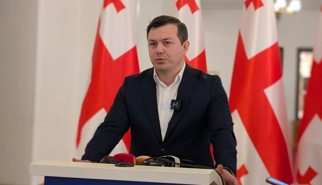 გიგა ფარულავა – ბოლო წელიწად-ნახევარში სახელმწიფო უსაფრთხოების სამსახურს ხელმძღვანელი ოთხჯერ შეეცვალა, რაც საზიანოა ქვეყნის ინტერესებისთვის