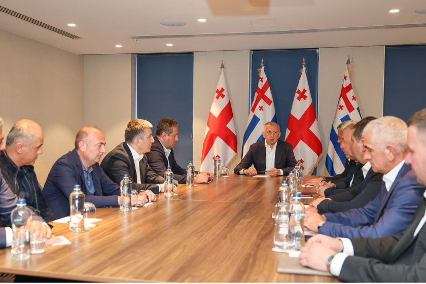 აჭარის მთავრობის თავმჯდომარემ კურორტ გოდერძის განვითარების საკითხებზე ხულოს მუნიციპალიტეტში სამუშაო შეხვედრა გამართა