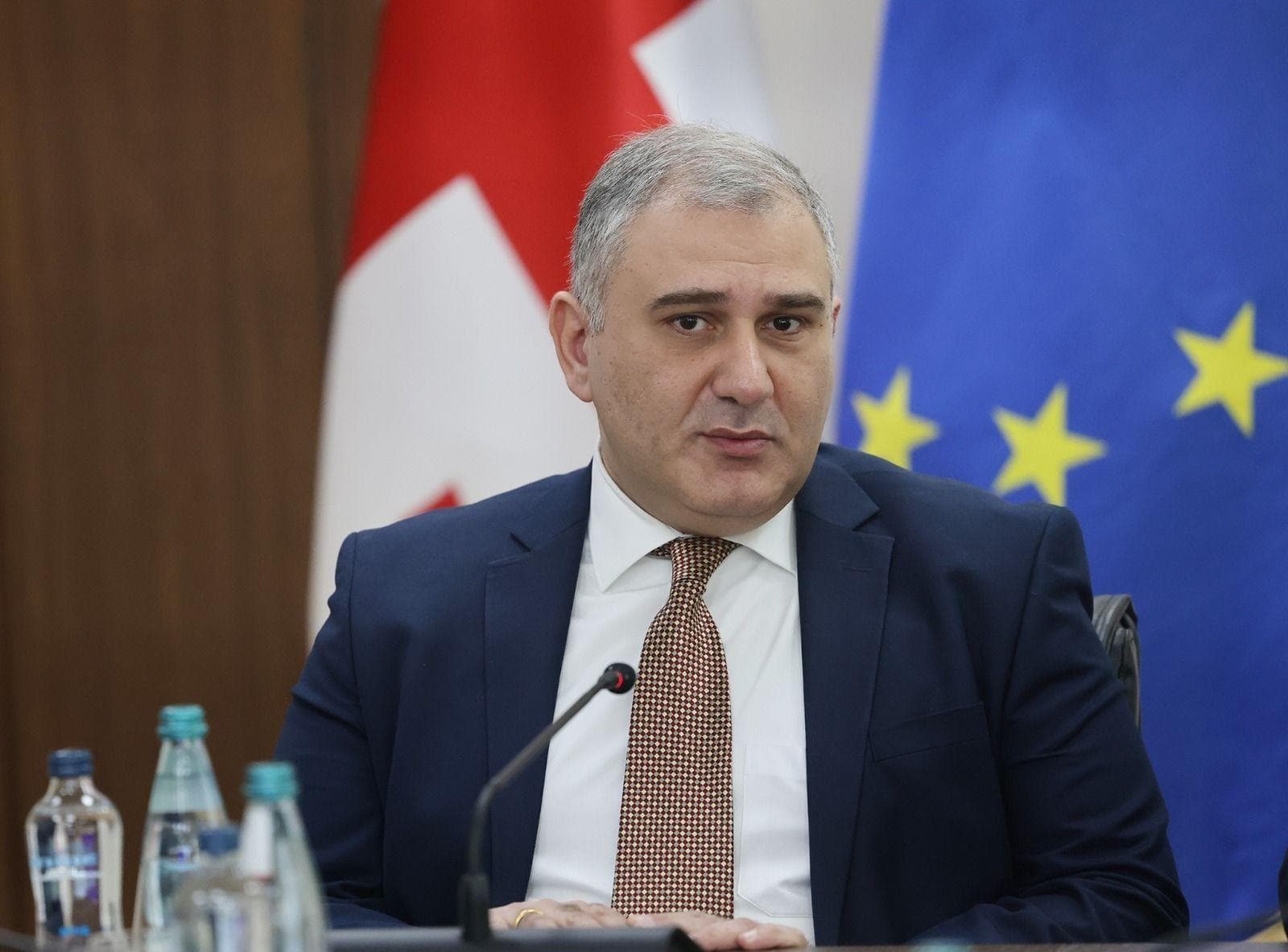 მიხეილ სარჯველაძე აცხადებს, რომ ინტოქსიკაციის ნიშნებით, 100-ზე მეტი ბავშვის ჰოსპიტალიზება გახდა აუცილებელი, თუმცა არ იყო გართულების შემთხვევა ან მოსალოდნელი რისკი