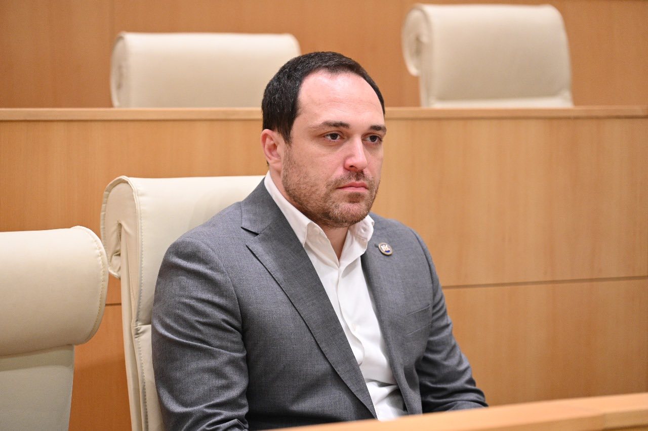გიორგი გაბუნია დაანონსებულ „კორძის“ კონცერტზე: ბოლოს და ბოლოს გვითხრან, სად დგას დღეს ევროკავშირი საქართველოში - დემოკრატიის გვერდით თუ პოლიტიკური რადიკალიზაციის გვერდით