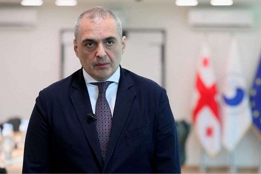 გიორგი პატარიძე: მსჯავრდებულ გიორგი დავითაძესთან დაკავშირებული ვიდეომასალები გადაეცა როგორც საგამოძიებო ორგანოებს, ისე სახალხო დამცველის წარმომადგენლებს და უკვე მეცხრე თვეა, არათუ დანაშაულის ნიშნები არ გამოკვეთილა, არამედ რაიმე სახის შენიშვნაც არ ყოფილა ჩვენი მისამართით