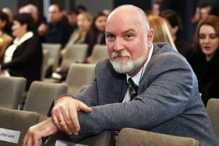 ქართველიშვილი: კოლექტიურმა დასავლეთმა სანქციების სიიდან ამოიღო ორი რუსი მილიარდერი, რომლებიც მთელ კაპიტალს ფლობენ რუსეთში, პარალელურად სანქცირებული რჩება მეცენატი და ქველმოქმედი, ბიძინა ივანიშვილი, რომელიც ჭორაობის საფუძველზე დაასანქცირეს - ამიტომ - ცეცხლი ოლიგარქიას!!!