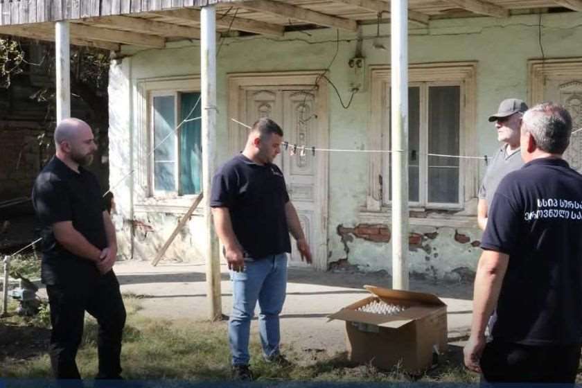 სურსათის ეროვნული სააგენტო მოსახლეობას ფაროსანასთან ბრძოლის მექანიკურ მეთოდებს აცნობს