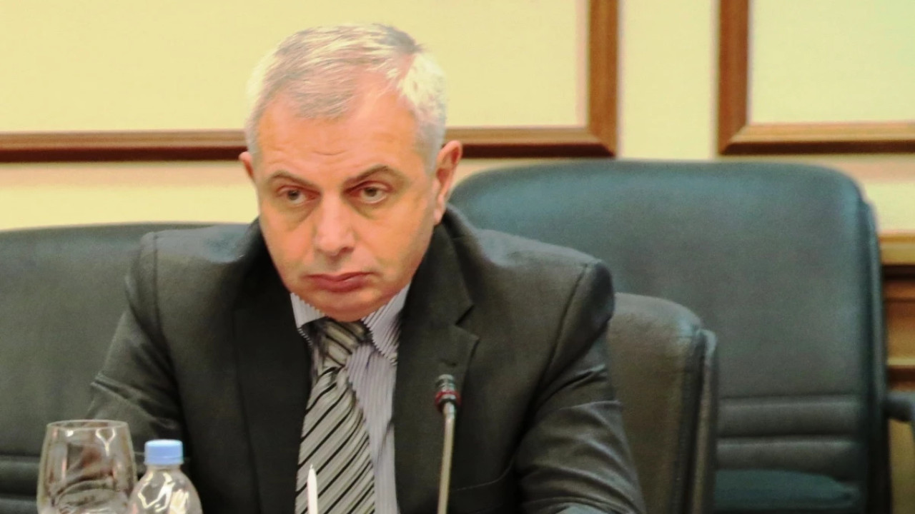 ზაალ ანჯაფარიძე „ნაცმოძრაობას“: მაინც რის აღნიშვნა გინდათ 1 ოქტომბერს? თქვენი ბელადის სრული ფიასკოსი, თუ როგორ მიატოვა სააკაშვილი 1 ოქტომბერს სულ მარტოდ, როგორც „მეფე ლირი“, მისმა პარტიამ და დასაკავებლად გაწირა?