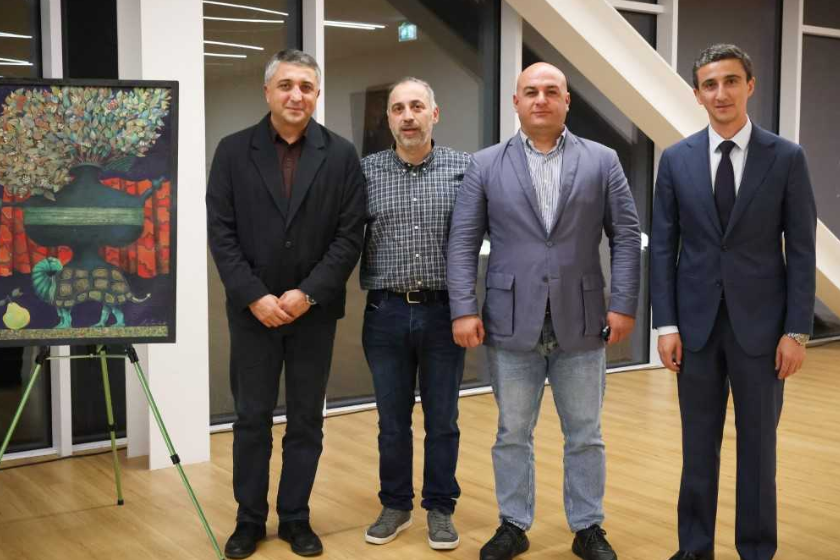 საქპატენტმა ზვიად გამსახურდიას სახელობის საპრეზიდენტო ცენტრს მხატვარ დიმა ანთაძის ფერწერული ტილო გადასცა