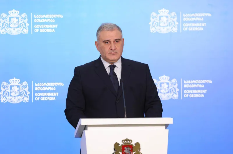 მიხეილ სარჯველაძე: როდესაც კლინიკა პაციენტის მიღებაზე ამბობს უარს, ჩვენ ვცდილობთ საკითხი შევისწავლოთ. რაც შეეხება ზარებს, როდესაც სასწრაფო კლინიკას უკავშირდება, ყველა ზარი იწერება და ეს ყველა ექიმისთვის ცნობილია