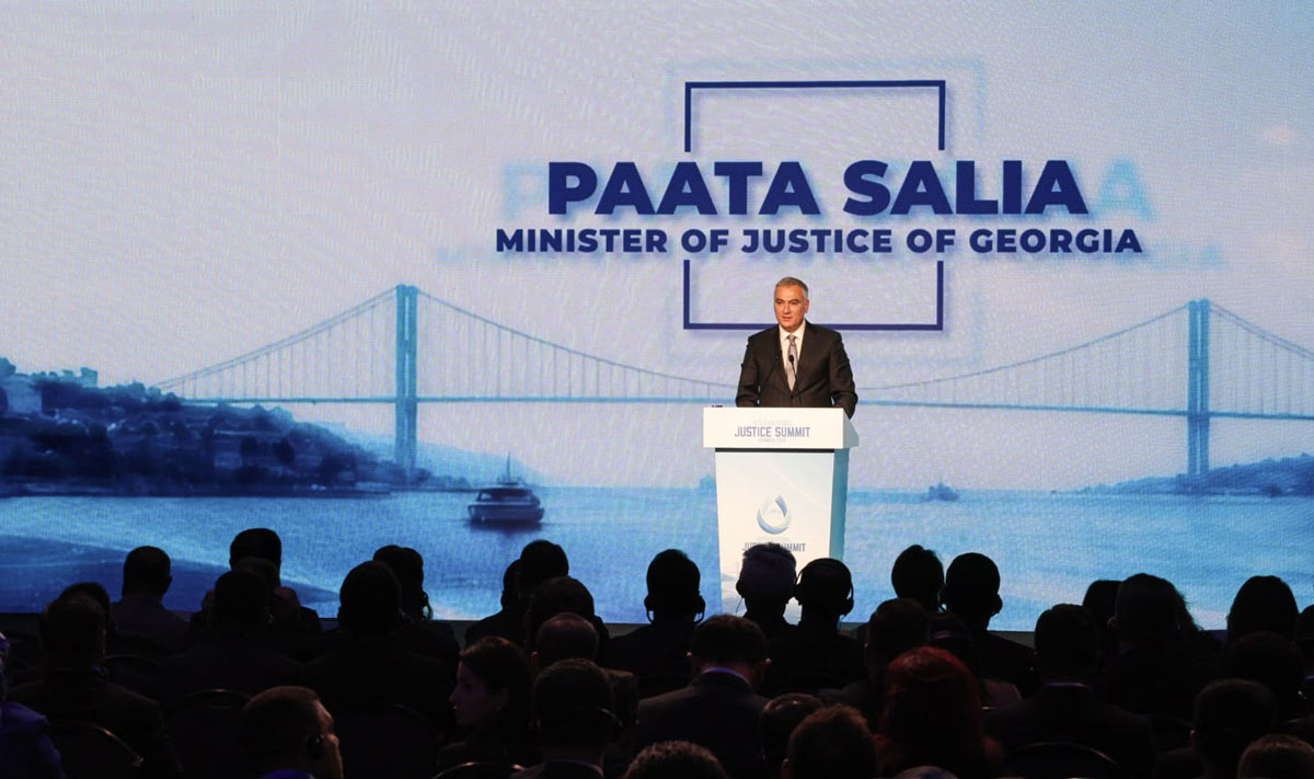 საქართველოს იუსტიციის მინისტრი სამართლის საერთაშორისო სამიტის გახსნის ღონისძიებაში მონაწილეობს