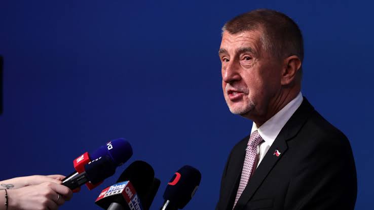 ანდრეი ბაბიში: ტრამპმა, რუსეთთან დიზელის გარიგების დადებით, ევროპას უღალატა