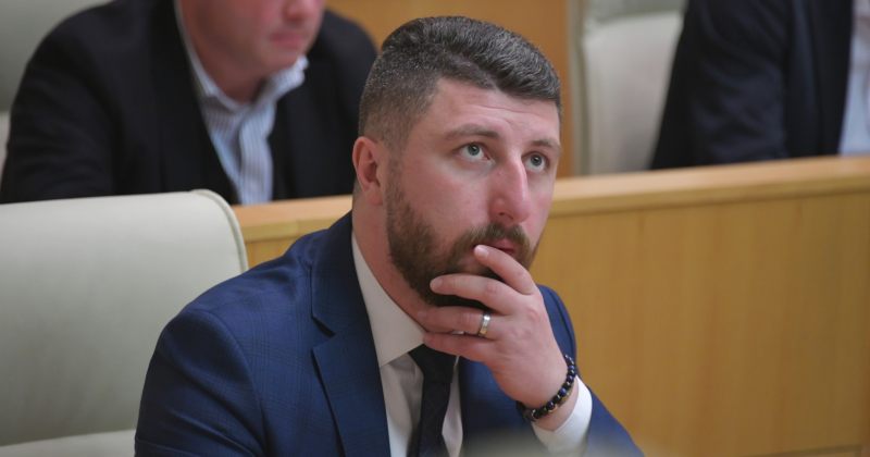 არჩილ გორდულაძე: ევროკომისიის პრესსპიკერის განცხადება კანონის უზენაესობის და თავისუფალი მართლმსაჯულების შელახვისა და ზეწოლის მცდელობაა. მოვუწოდებ, მიხედონ თავიანთ ქვეყნებში მიმდინარე მოვლენებს და თავი დაანებონ დამოუკიდებელი საქართველოს, დამოუკიდებელი სასამართლოს გადაწყვეტილებებზე ზეწოლის მოხდენის მცდელობებს