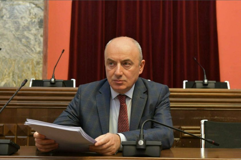 გურამ მაჭარაშვილი: ახლა საფრანგეთი იღებს კანონს, რომლის მიხედვითაც ქვეყნის შიდა პოლიტიკურ პროცესებში, მათ შორის არჩევნებში, არავინ უნდა ჩაერიოს და რატომ იყო ეს მიუღებელი საქართველოში, როდესაც უცხოური გავლენების შესახებ გამჭვირვალობის კანონს ვიღებდით?