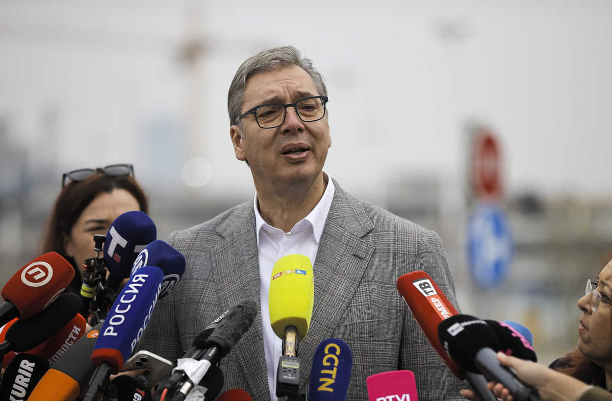 ეგზიტპოლის თანახმად, სერბეთის საპარლამენტო არჩევნებში პარტია „სტუდენტური სია“ 52 პროცენტით ლიდერობს, ალექსანდრ ვუჩიჩის პარტიას კი 39.3 პროცენტი აქვს