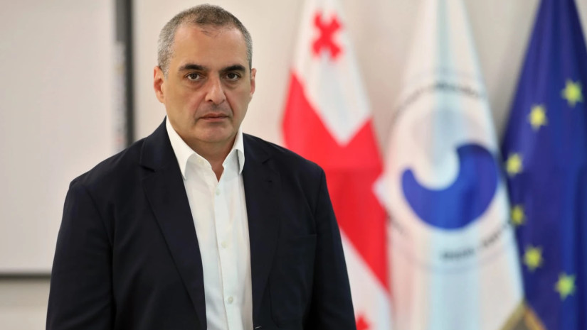 პროკურატურამ იუსტიციის სამინისტროს რეკომენდაციით მიმართა, სპეციალური პენიტენციური სამსახურის გენერალურ დირექტორ გიორგი პატარიძეს უფლებამოსილება შეუჩერდეს