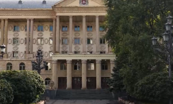საჯარო სივრცეში სიძულვილის ენის გამოყენების გამო მოქალაქეები: ვასილ დონდოლაძე და ხათუნა ქოიავა დაჯარიმდნენ