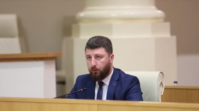 არჩილ გორდულაძე: გვინდა საზოგადოების ყურადღება გავამახვილოთ გვარამიას პარტიის მიერ გაჟღერებული ტყუილების მხოლოდ მცირე მაგალითებზე - ტყუილია, რომ სარჩელი არ ასაბუთებს პარტიების მიერ ისეთი ქმედებების ჩადენას, რომელიც მისი აკრძალვის საფუძველი შეიძლება გახდეს