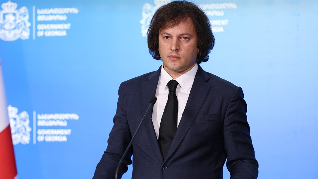 ირაკლი კობახიძე: საქართველო უცხოური აგენტურის გარეშე, ეს არის ჩვენი სლოგანი, ჩვენ ვაუქმებთ უცხოურ აგენტურას ქართულ პოლიტიკაში, ქართულ პოლიტიკაში არ შეიძლება იყოს უცხოური აგენტურის ადგილი - საქართველოში უნდა არსებობდეს პოლიტიკური პარტიები, მაგრამ თითოეული მათგანი უნდა იყოს პოლიტიკური პარტია, რომელიც ემსახურება საკუთარი ქვეყნისა და ხალხის ინტერესებს