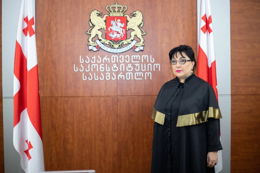 ევა გოცირიძე ლევან სამუშიას: ვფიქრობ გარემოებები, რომ ერთი პარტია თანამშრომლობდა მეორესთან, ბრალდების ფაბულა კი არ არის, მხოლოდ ერთიანობის დამადასტურებელ გარემოებად არის მოყვანილი. ბრალდება სრულიად სხვაა და ეფუძნება ერთიანობას