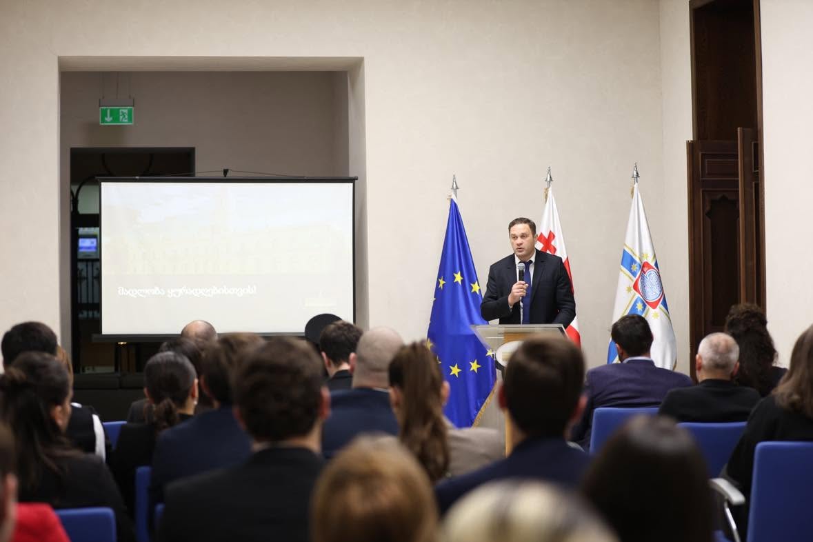 სპორტისა და ახალგაზრდულ საქმეთა კომისიის თავმჯდომარემ, შალვა სუთიაშვილმა, ერთწლიანი მუშაობის ანგარიში წარადგინა