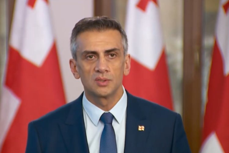 გიორგი კახიანი: გახარიას პარტიის წარმომადგენლის გამოსვლა ზედმეტად აგრესიული, შეურაცხმყოფელი განცხადებებით, ბევრი ტყუილით და არასწორი ინფორმაციით იყო სავსე, თითქოს სტრასბურგის სასამართლომ დაადგინა, რომ გიორგი გახარიას რეზინის ტყვიების გამოყენების ბრძანება არ გაუცია. ეს სინამდვილეში არის ტყუილი