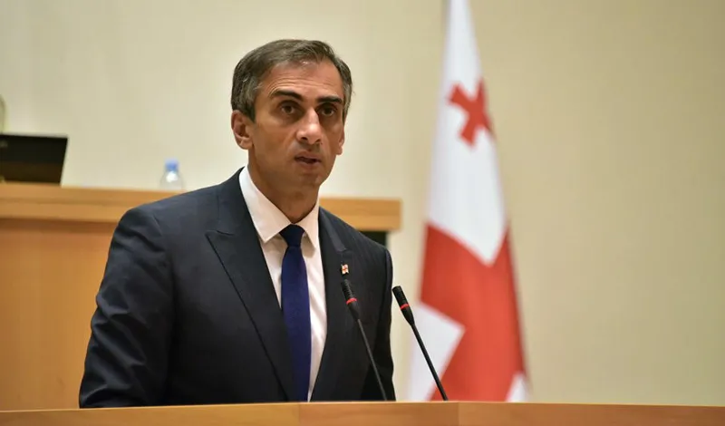 გიორგი კახიანი: გვარამიამ სინანული იმაზე კი არ გამოთქვა, რომ ხელისუფლებაში მისი ყოფნის დროს სისტემურად ირღვეოდა ადამიანის უფლებები, არამედ იმასთან დაკავშირებით, რა ქველმოქმედებასაც ბიძინა ივანიშვილი ეწეოდა - რეალურად მათ ანაღვლებთ ის, რომ ბიძინა ივანიშვილს აქვს საზოგადოების დიდი მხარდაჭერა და დიდი პატივისცემით სარგებლობს