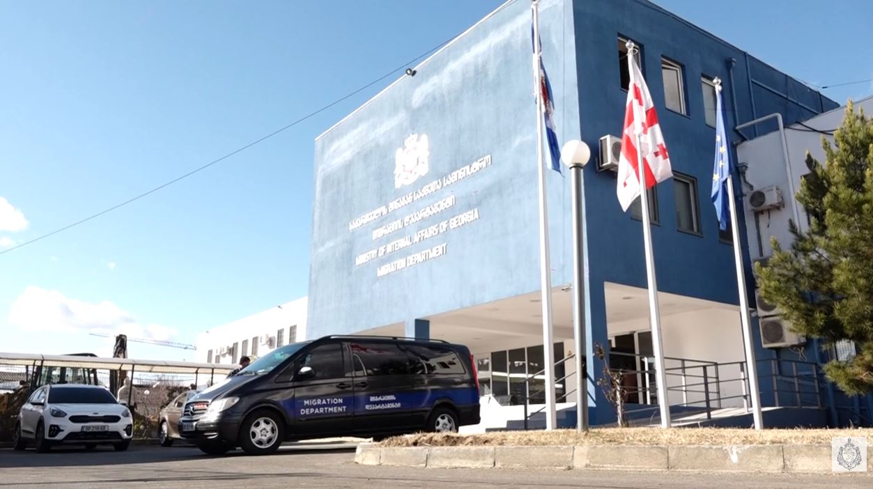 შსს-ს მიგრაციის დეპარტამენტის თანამშრომლებმა საქართველოში უკანონოდ მყოფი უცხო ქვეყნის 61 მოქალაქე დააკავეს